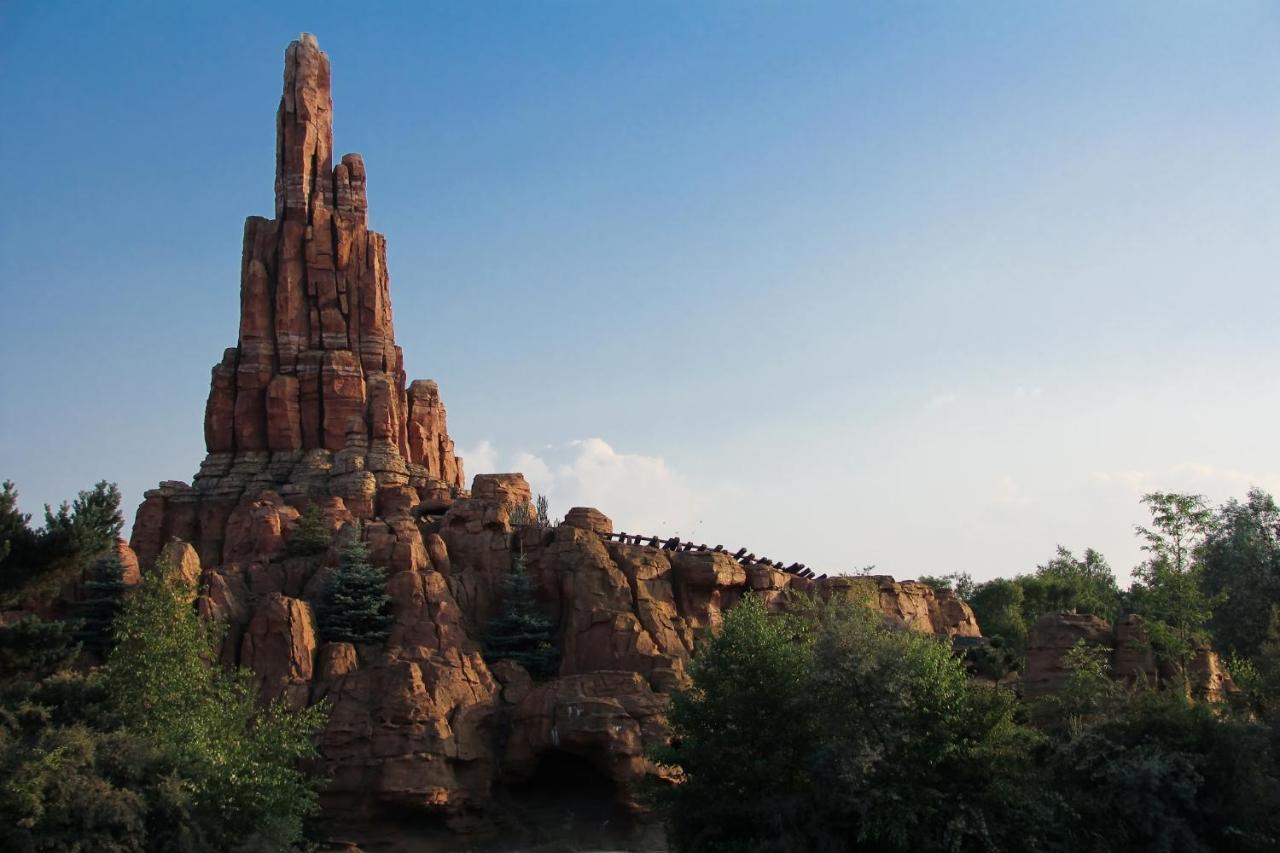 Appartement Wakandais-Proche Disney, Parking & Wifi Montevrain Luaran gambar
