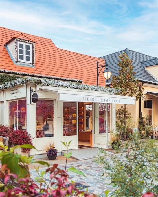 Appartement Wakandais-Proche Disney, Parking & Wifi Montevrain Luaran gambar